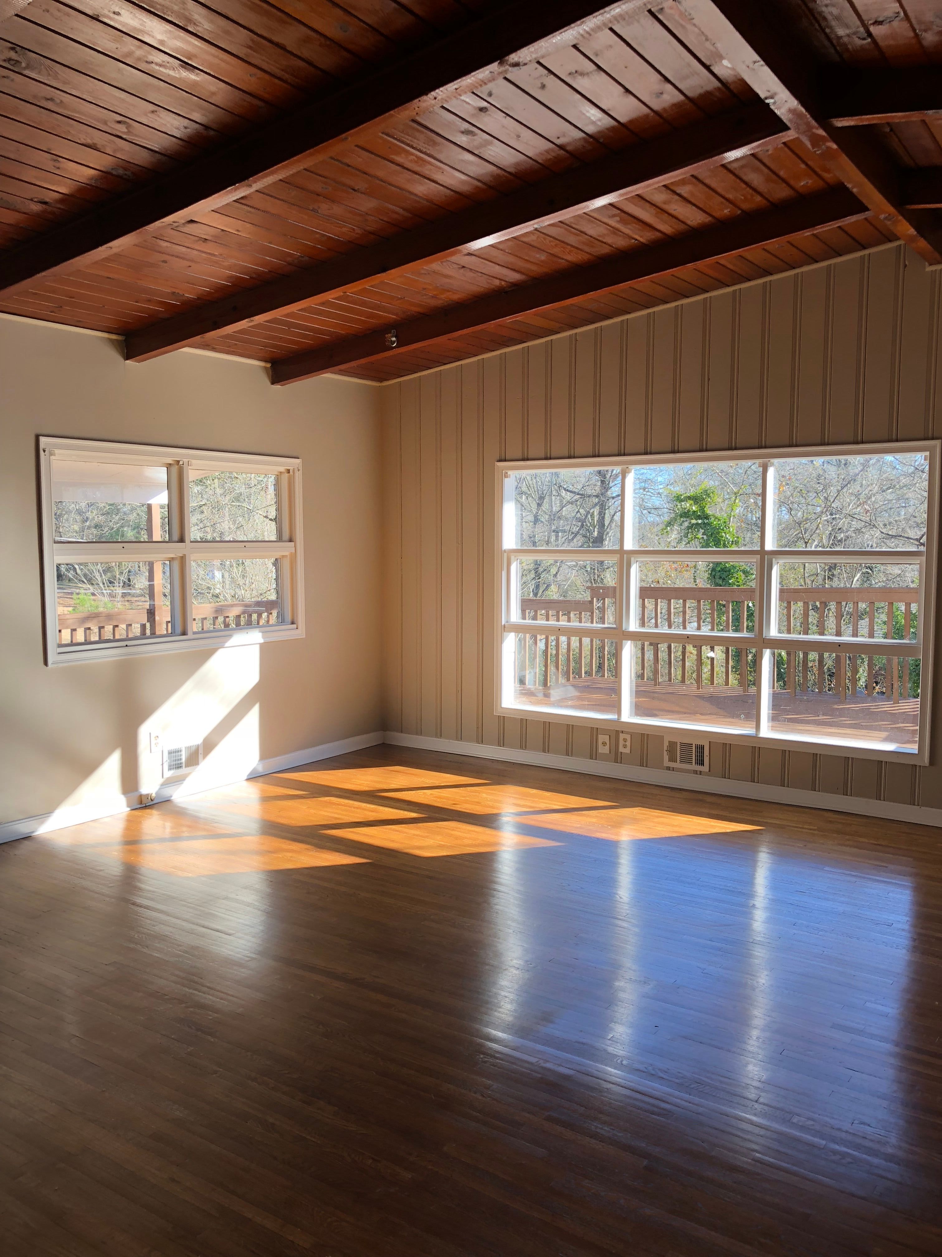 Unstaged living room at 5030 South Cobb School Road